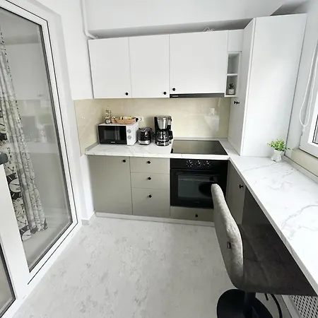 X Oasis Central Studio *
