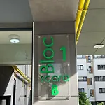 X Oasis 아파트 부쿠레슈티